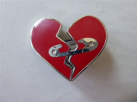 Disney Trading Pin Cruella De Vil Broken Heart Safety Pin - $188.27 MXN