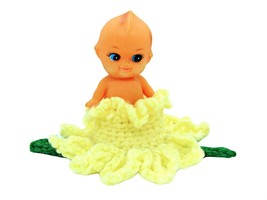 Vintage Tiny Kewpie Doll Baby in a Homemade Crocheted Flower - £23.86 GBP