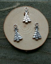 3 Christmas Tree Charms Pendants Antiqued Silver Christmas Charms Findings 20mm - $2.29