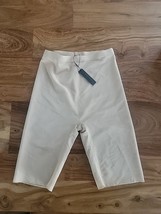SKIMS Seamless High Rise Short Mid Thigh In Clay Size: XS  - $234.87 MXN