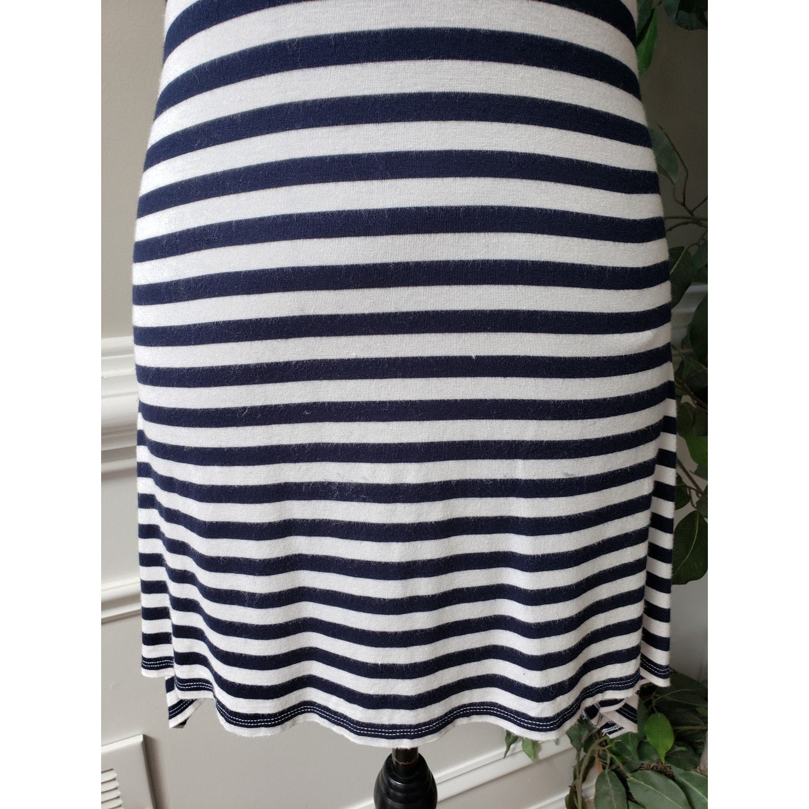 Belldini Top Blouse Womens Small White Blue Striped Embellished Asymmetrical Hem Item image 10