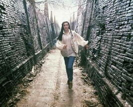 Labyrinth 1986 Jennifer Connelly walks between two walls 12x18 poster - £15.92 GBP