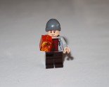 Lego Jurassic World Dinosaur Market Stall Owner Gry Hoodie Beanie Orange... - £6.26 GBP