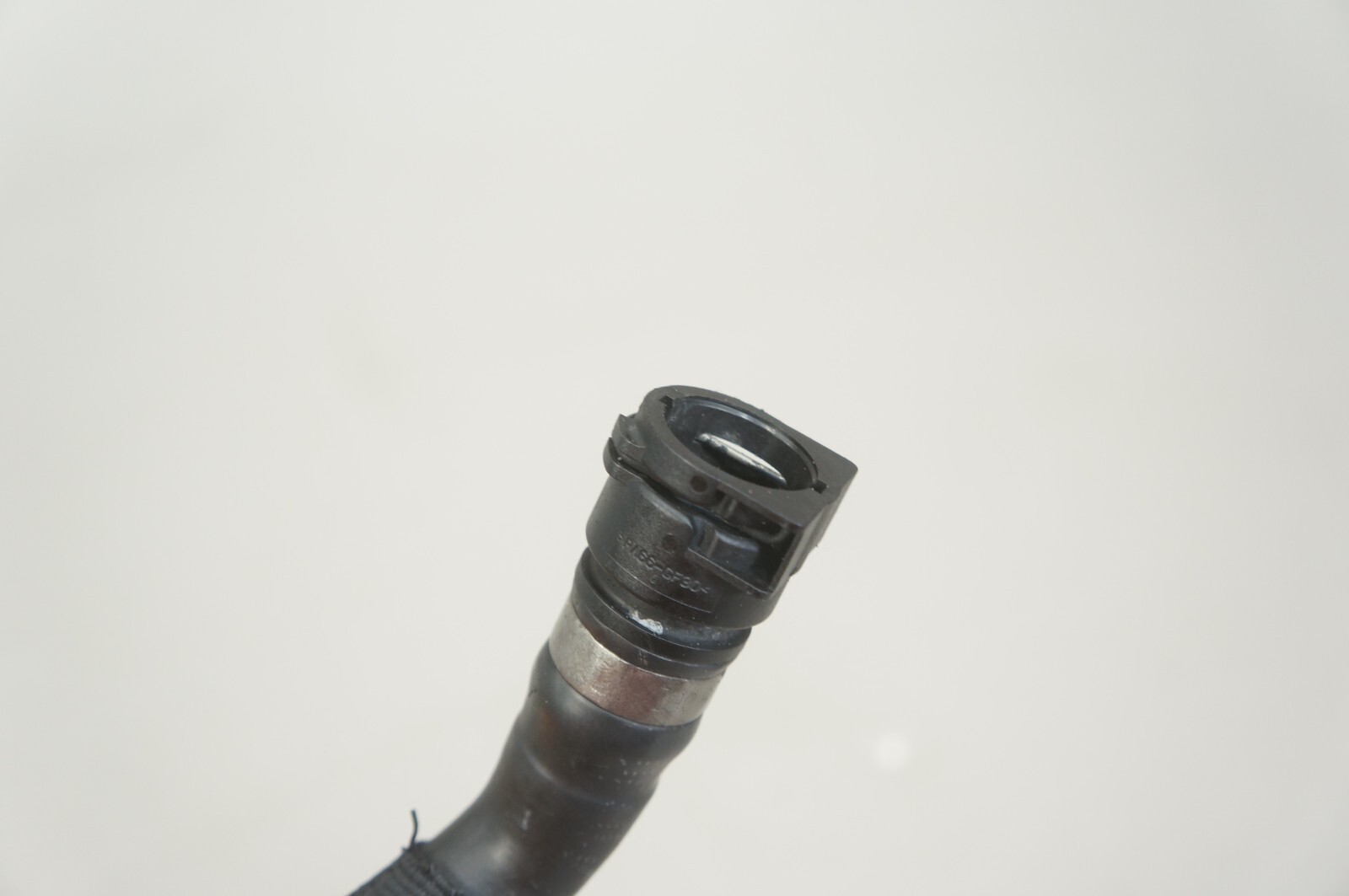 09-2013 bmw x5 e70 3.0l xDrive35d radiator water coolant hose line 7794157 Item image 8