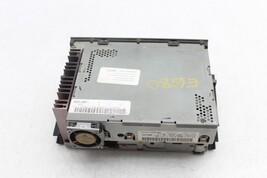 99-02 SILVERADO SIERRA 15071233 RADIO CD PLAYER RECEIVER E6380 image 4