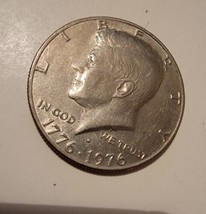 1976 D Kennedy 1/2 Half Dollar Bicentennial Coin 50 Cent Piece Vintage - £11.74 GBP