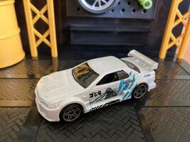 Hot Wheels Collectible Car Nissan Skyline GT-R Godzilla - $6.30