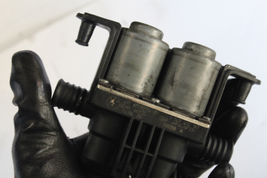 2002-2005 BMW E65 745I 745Li WATER HEATER CONTROL PUMP VALVE J2683 image 4