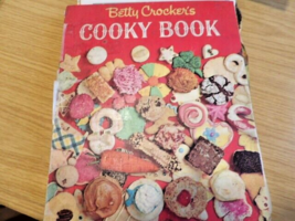 Betty Crocker&#39;s Cooky Book Vtg 1963 First Edition 7th Printing Desert Cookbook - £14.34 GBP