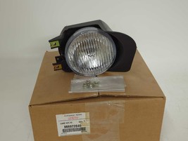 New Genuine OEM Right Fog Light Lamp 2002-2003 Mitsubishi Galant MR972846 - $27.72
