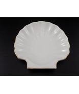 Vintage Ceramic SCALLOP HALF SHELL SOAP DISH Porcelain By Design 5&quot;  Gol... - $9.89