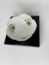 Bowl Miyako Porcelain Lotus Imari Ware Handcrafted Japan 7in Home Decor - £9.80 GBP