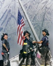 The World Trade Center 8X10 Photo Picture Wtc Nyc Manhattan Firefighters Flag - £3.96 GBP
