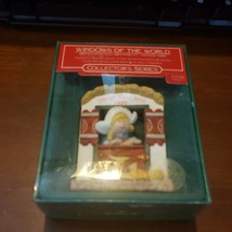 Hallmark  Ornament  1986 Holland Windows of the World 2nd in the Series - £3.17 GBP