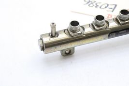 06-10 CHEVROLET SILVERADO 2500HD 6.6L LBZ LMM FUEL RAIL E0386 image 6