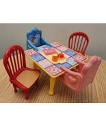 Fisher Price Loving Family Kitchen Table 2 Red Chairs, Boosters &amp; Breakf... - $461.55 MXN