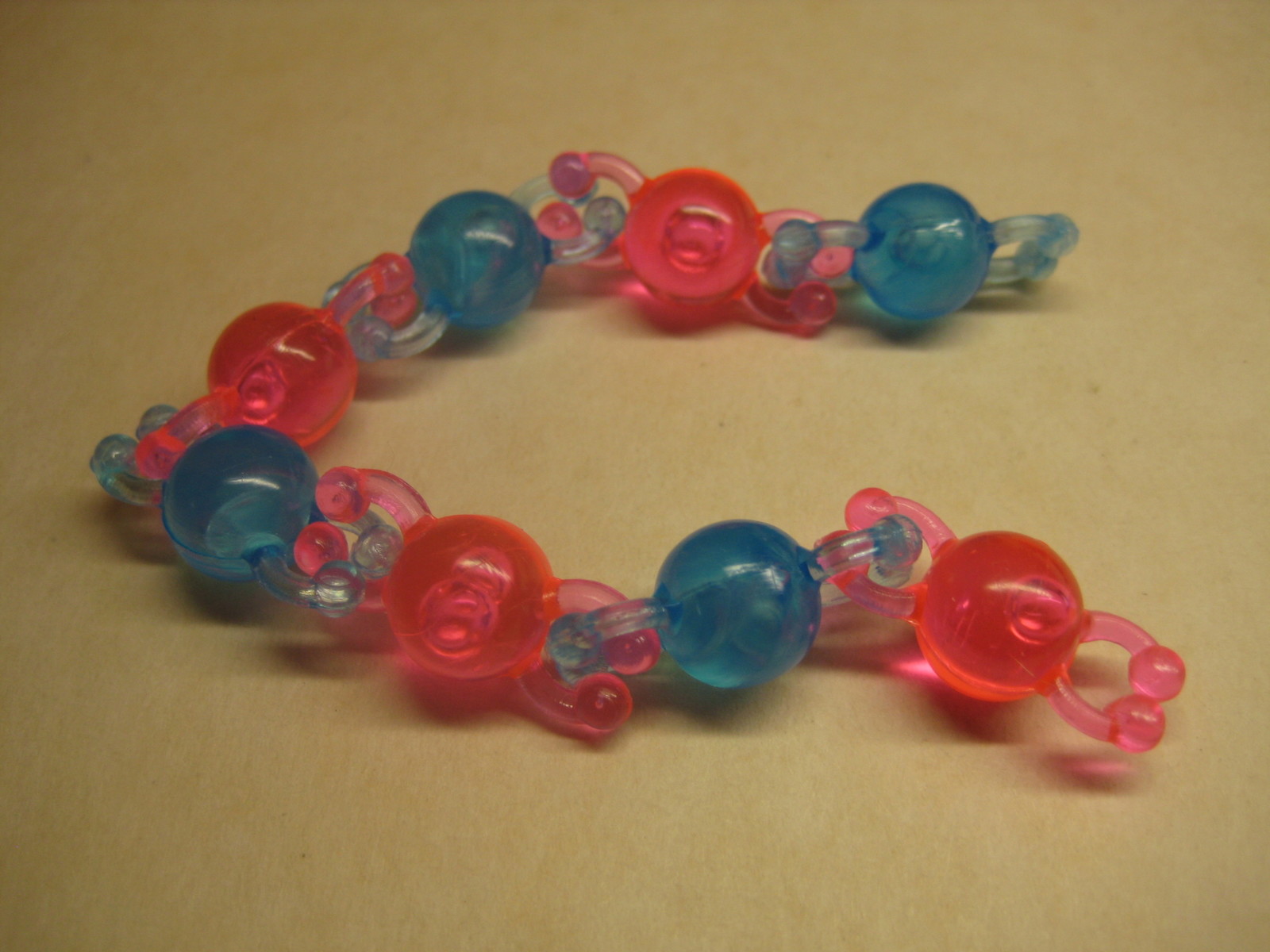 Maraja - Art 153 - Bracelet pink/blue - Surprise egg - $1.50