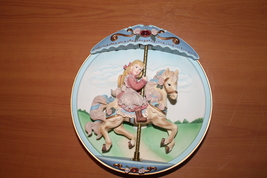 Bradford Exchange Carousel Daydreams &quot;Swept Away&quot; Music Box Plate 1994 - £23.90 GBP