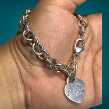 Tiffany &amp; Co 925 sterling silver heart tag bracelet 7” vintage 35 Grams - £280.42 GBP
