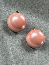 Vintage Pearly Pastel Orange Round Button Goldtone Clip Earrings – 7/8th... - £7.56 GBP