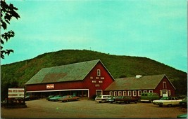 Big Red Barn Bellows Falls Rte 5 Vermont VT UNP Chrome Postcard Unused T10 - £2.33 GBP