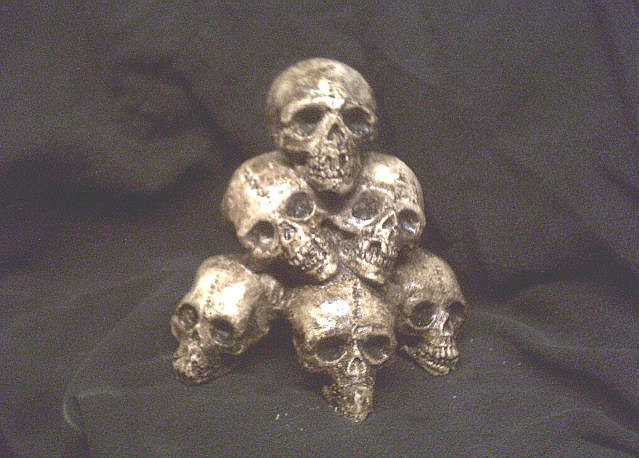Mini Skull Pile Gothic Skeleton Halloween Horror Bones Statue Prop Small... - $11.99