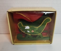 Vintage RUSS Wooden Country Antique Ornaments-Sleigh - £4.98 GBP