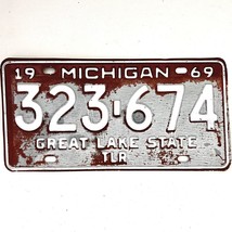1969 United States Michigan Great Lake Trailer License Plate 323-674 - $9.41