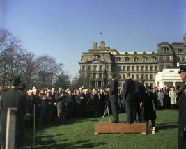 President John F. Kennedy speaks to members of American Legion New 8x10 Photo - £6.91 GBP