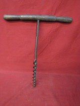Early Primitive Antique T Handle Wood Auger Barn Beam Hand Drill #12 - $29.69