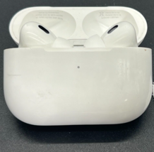 Genuine Apple Airpods Pro 2nd Gen Headphones w/ Lightning Magsafe Case (3) - £94.15 GBP
