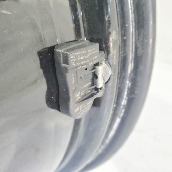 Wheel Rim 18x7.5 C Condition Scratches Curb Rash OEM 2016 2017 2018 Kia Sorento Item image 7
