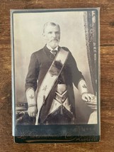 Vintage Cabinet Card. Man in uniform by L.E. Desmarais &amp; Co. in Montreal, Quebec - £22.59 GBP