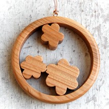 Wooden Flowers Decoration - £21.68 GBP