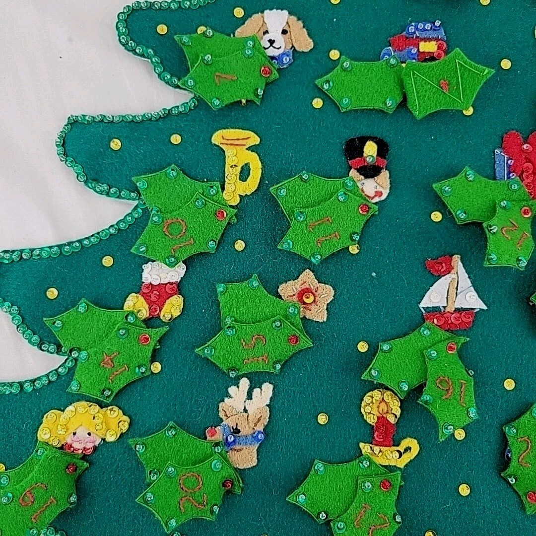 Vtg Jeweled Advent Calendar Felt Sequined Embroidered XMAS Tree Handmade Santa Item image 12