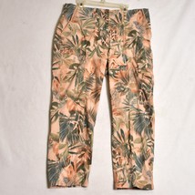 Chico&#39;s Women&#39;s Capri Pants Leaves Size US 8 Pockets - $21.76