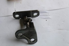 16-17 JAGUAR XE PASSENGER DOOR UPPER HINGE BRACKET FRONT or REAR M1497 image 3