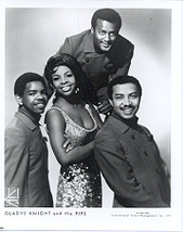 Gladys Knight and the Pips 8x10 photo - £8.00 GBP