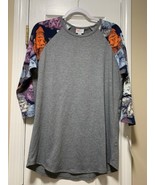 Ladies L Lularoe Wolfman 3/4 Sleeve Top NWT Grey Wolfman Sleeves Basebal... - $23.18 CAD