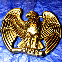 3 inch Silver Eagle Vintage Avon belt buckle - $519.66 MXN