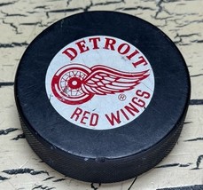 Vintage Detroit Red Wings Official NHL Hockey Puck Trench John Ziegler C... - €8,46 EUR