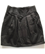H&amp;M Divided Black Short Pleated Skirt Zippered Back Size 4 - $13.18 CAD