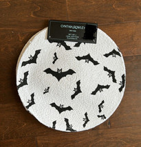 Cynthia Rowley Set of 4 Placemats New Bats  Black White  Halloween - £23.94 GBP