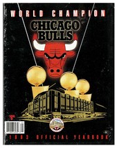 VINTAGE 1993 Chicago Bulls Yearbook Michael Jordan - £15.57 GBP