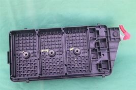 08-11 Cadillac DTS Buick Lucerne Rear Seat Fusebox Fuse Block Relay Box 13697145 image 2