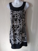 W Wrapper White And Black Floral Midi Spring Dress Small - £15.78 GBP