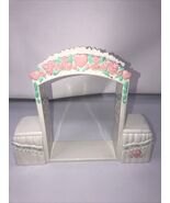 Fisher Price Loving Family Dollhouse Wedding Arch Musical Sounds Works - $16.81