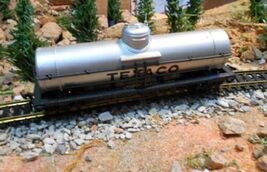 HO Scale: Tyco Texaco Oil Tank Car (Small Letters); Vintage Model Railro... - $7.95