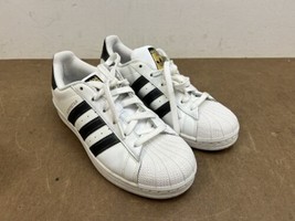 Adidas Superstar Shoes Womens 8 White Black Stripe Trainer Soccer 40 Yya 606001 - $22.99