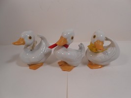 Ceramic White Ducks Figurines Three Vintage Homco #1414 Ducklings 3.5” Tall - £10.47 GBP